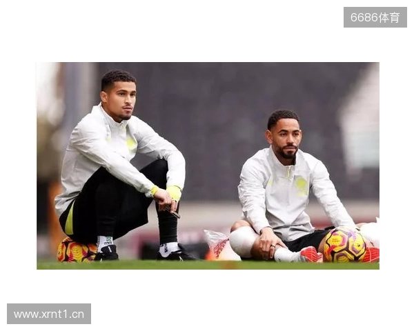 镜报:曼联无法通过付解约金签若昂-戈麦斯,球员梦想去利物浦 镜报:曼联无法通过付解约金签若昂-戈麦斯,球员梦想去利物浦